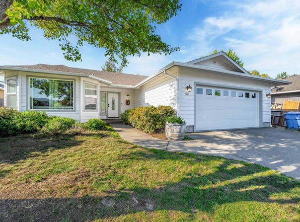 501 SE Liberty Drive, Grants Pass, OR 97527