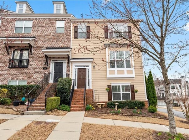1262 Park Pass Row, Suwanee, GA 30024