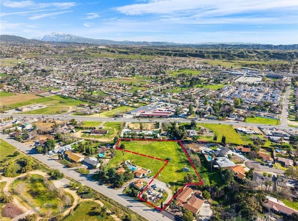 0 Tennessee, Yucaipa, CA 92399