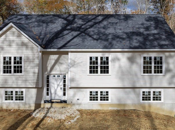87 Vinton Road, Holland, MA 01521
