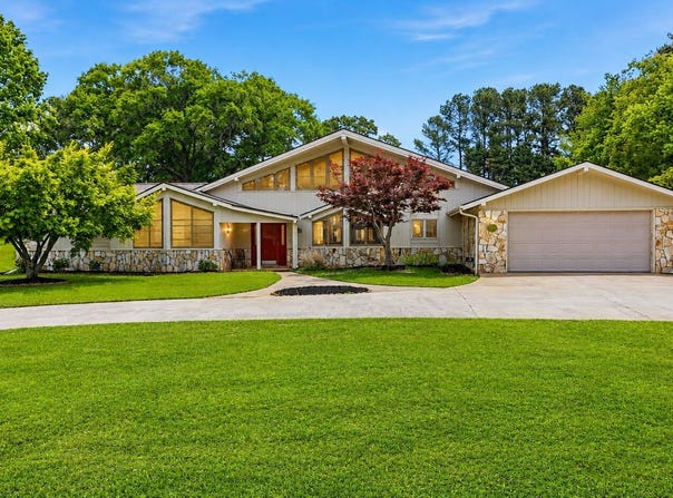 31 Addington Court, Toccoa, GA 30577