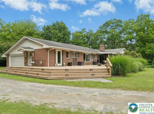 8838 Edelweiss Road, New Tripoli, PA 18066