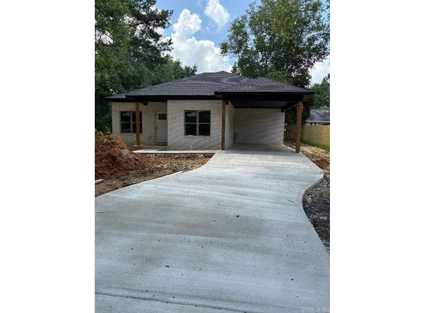 405 W Iowa Street, Beebe, AR 72012