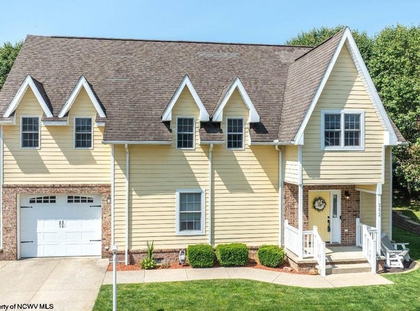 202 Caroline Lane, Morgantown, WV 26508