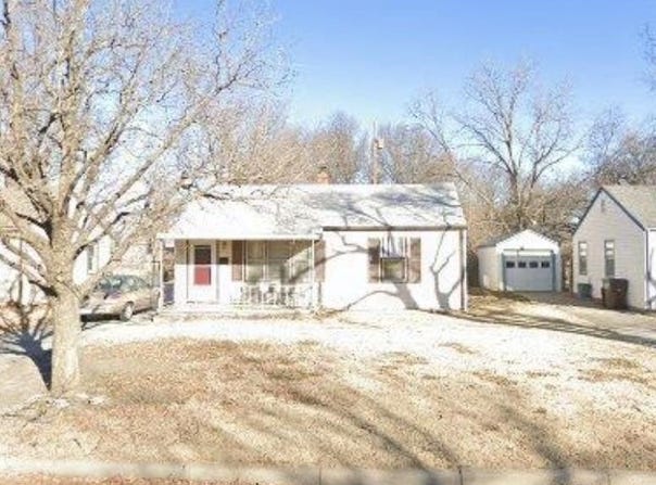 1526 W Arizona St, Wichita, KS 67203