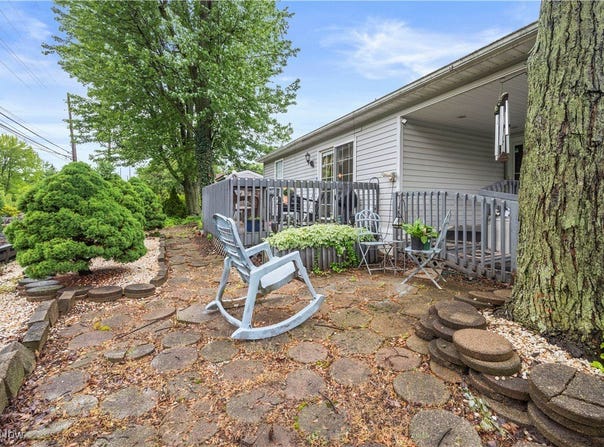 6610 Lear Nagle Road unit: 26, North Ridgeville, OH 44039