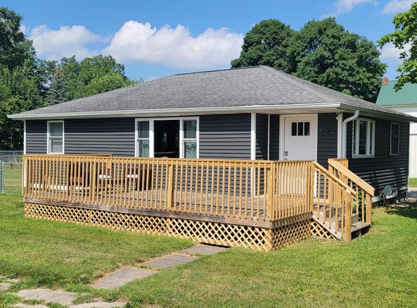 129 Oak Street, Freeport, MI 49325