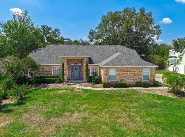 10421 MESA LANE, CLERMONT, FL 34711