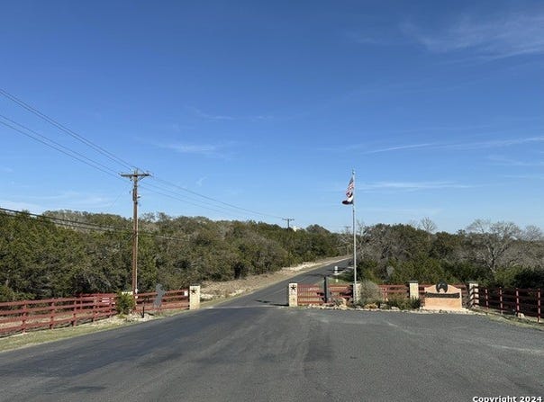 129 Stallion Estates, Spring Branch, TX 78070