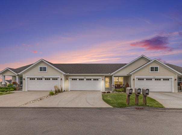 3480 Riverwalk Drive, Hamilton, MI 49419