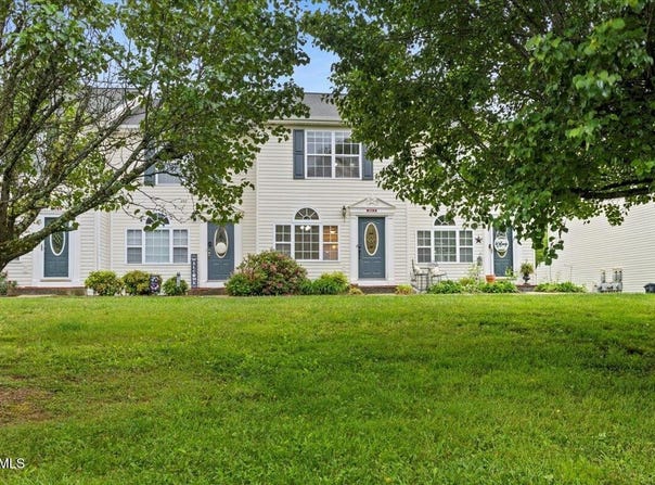 212 Amanda Lane, Bristol, TN 37620