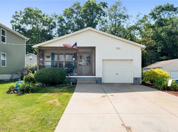 1248 Shanafelt Avenue, Akron, OH 44312
