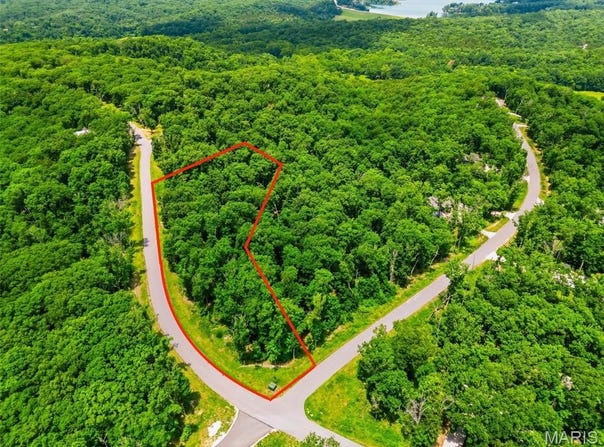 2833 Tyrolean Way Drive, Innsbrook, MO 63390