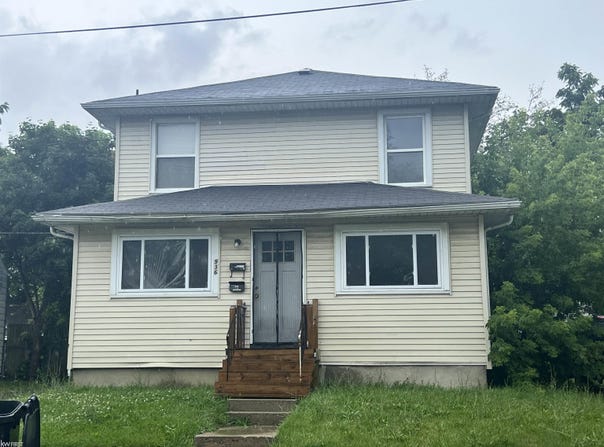 936 Lincoln, Flint, MI 48507