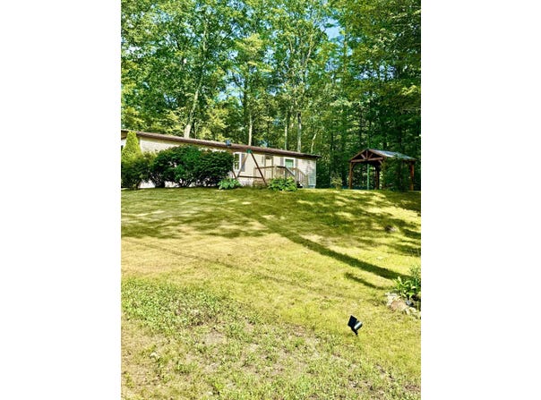 141 Redwood Road, Loudon, NH 03307