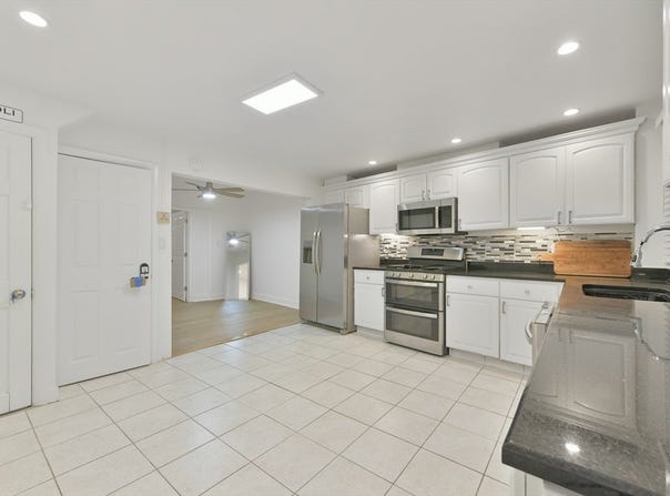 144 Salem St, Boston, MA 02113