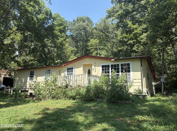 84 Cook Hill Road, Anderson, MO 64831