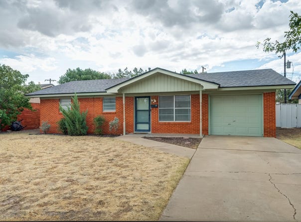 5455 6th Place, Lubbock, TX 79416