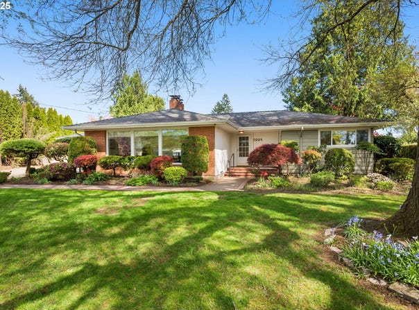 11004 SE STANLEY AVE, Milwaukie, OR 97222