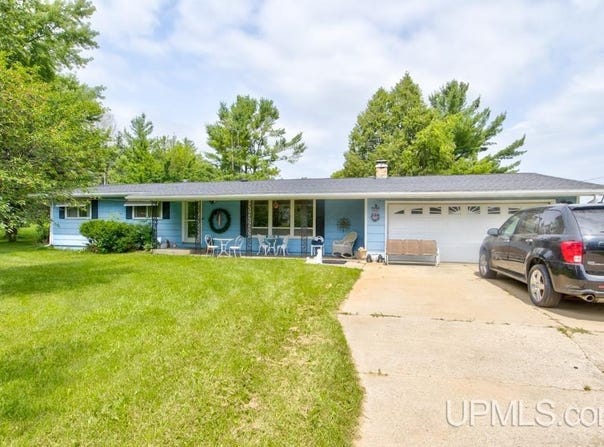 W888 Robert, Stephenson, MI 49887
