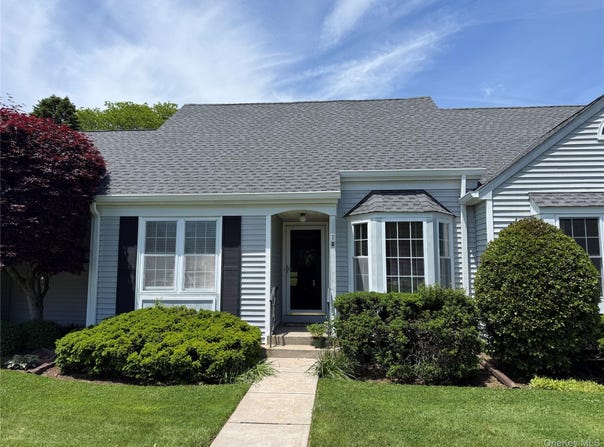 2555 Youngs Avenue, Southold, NY 11971