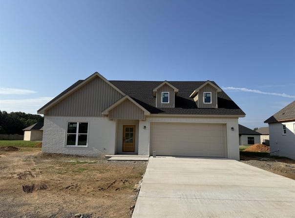 10 Dragonfly Cove, Greenbrier, AR 72058