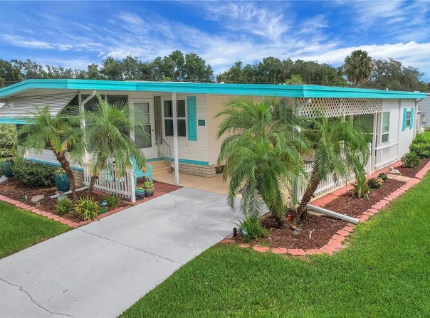 410 HAWTHORNE Boulevard, LEESBURG, FL 34748