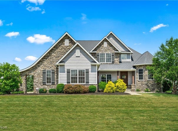 4269 Fox Glen Drive, Medina, OH 44256