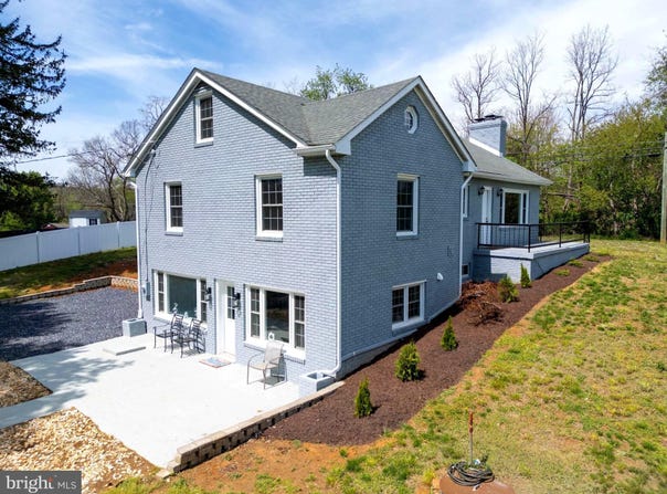 50 INDIAN RIDGE ROAD, GREENVILLE, VA 24440