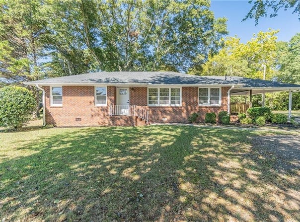 264 E Broad Street, Winder, GA 30680