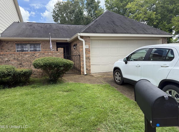 55 Oak Crest Place, Brandon, MS 39042
