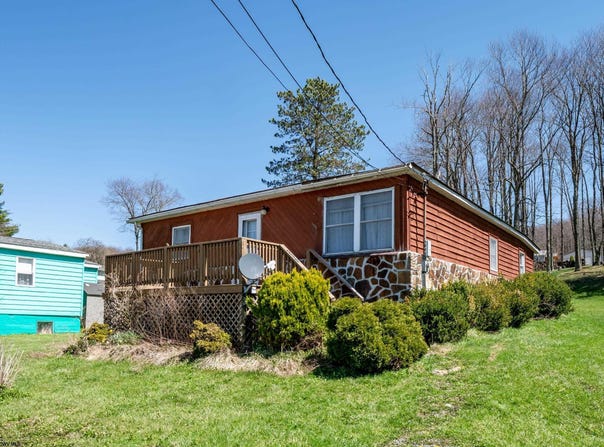 330 Buxton Street, Thomas, WV 26292