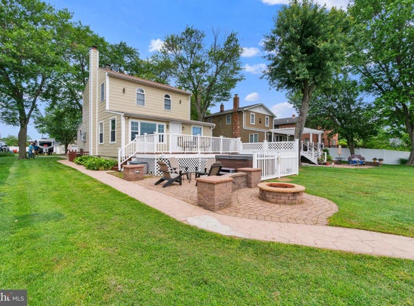 405 ARMSTRONG ROAD, BALTIMORE, MD 21220