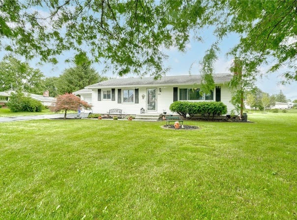 151 Whittier Road, Rochester, NY 14624