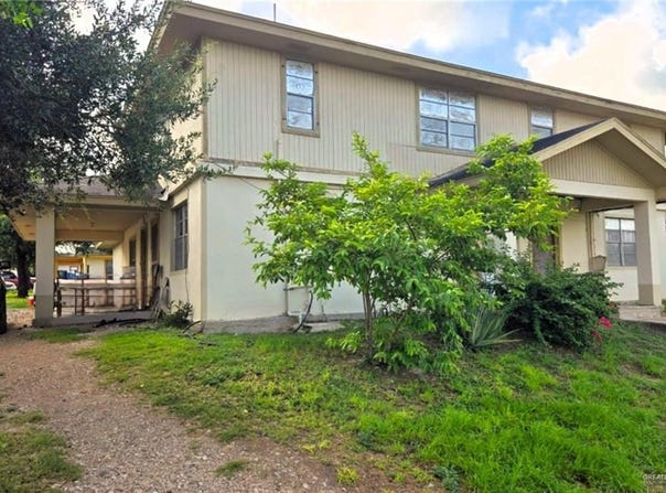 241 W 4th Street W, La Joya, TX 78560