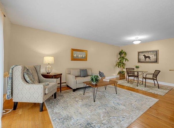 800 Bearse's Way, Hyannis, MA 02601