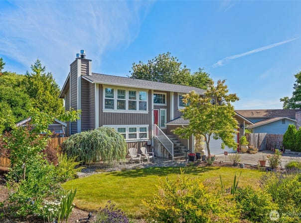 14618 SE 275th Place, Kent, WA 98042