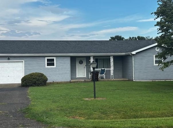 32 Arnette Dr, Franklin Furnace, OH 45694