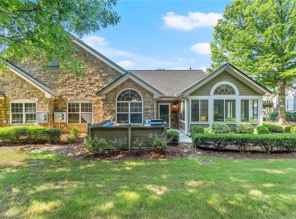 5228 Stone Village Circle Northwest #14 Circle NW, Kennesaw, GA 30152