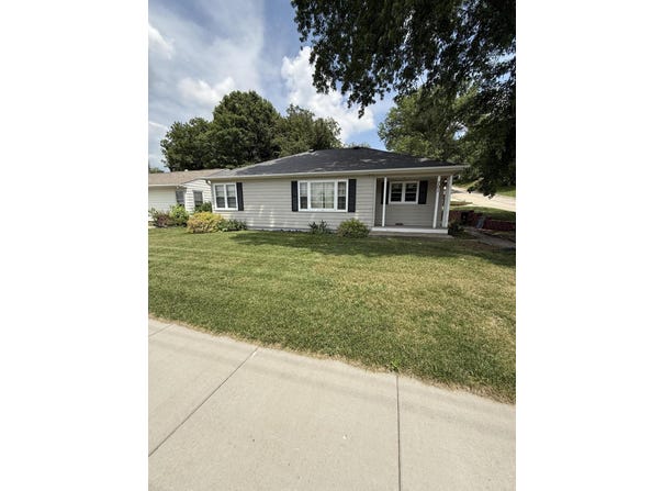 701 N WALNUT Street, AVOCA, IA 51521