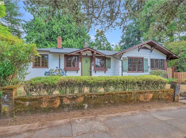 9048 SE YAMHILL ST, Portland, OR 97216