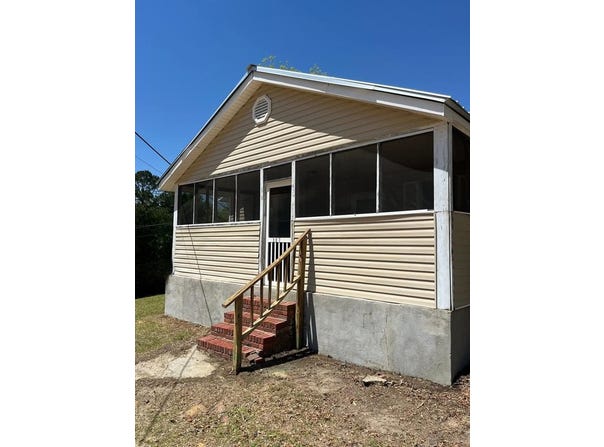 307 Rockhill Circle, Abbeville, AL 36310