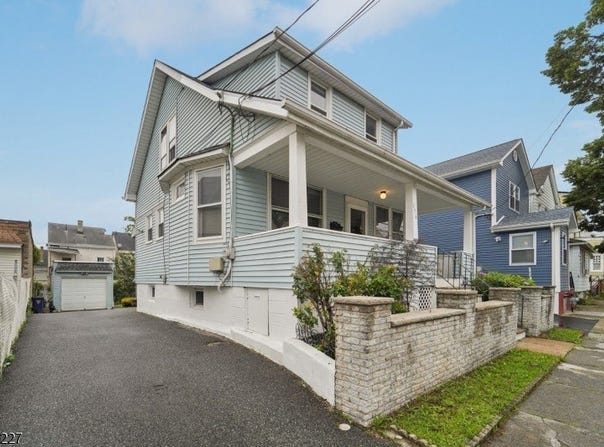 174 Albion Ave, Paterson City, NJ 07502-1732