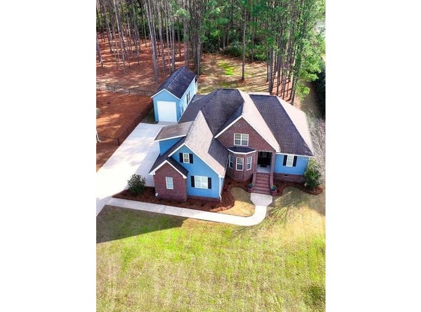 100 Sweetbriar Lakes Drive, Thomasville, GA 31757