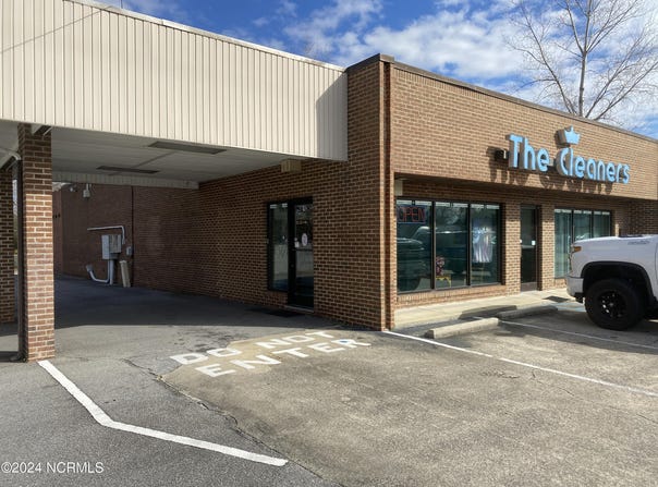 112 E 5th Street, Washington, NC 27889