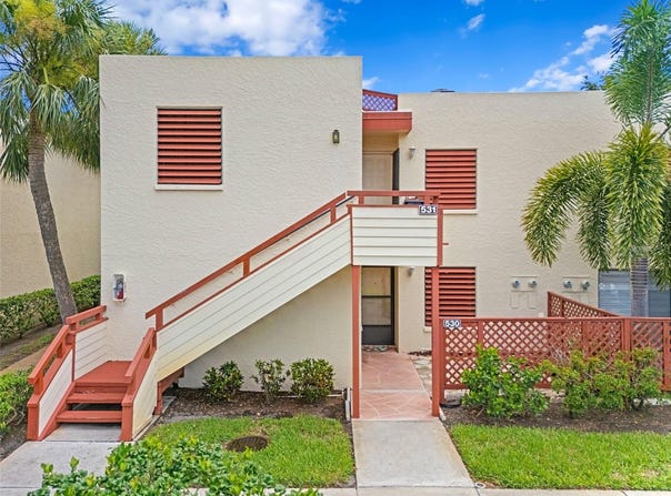 530 SPRING LAKES BOULEVARD, BRADENTON, FL 34210