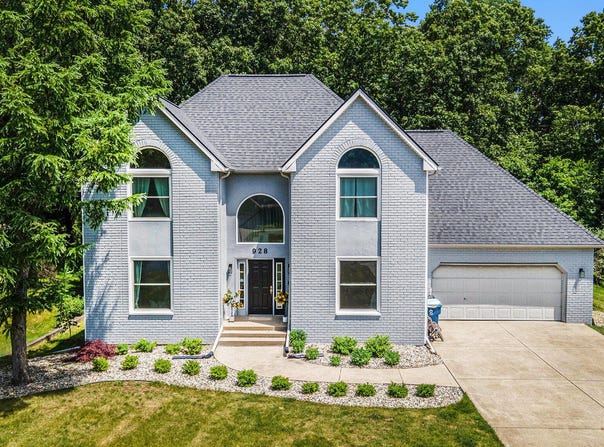 928 Wickford Drive, Kalamazoo, MI 49009