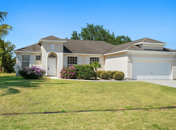 565 SW Feldman Avenue N, Port Saint Lucie, FL 34953