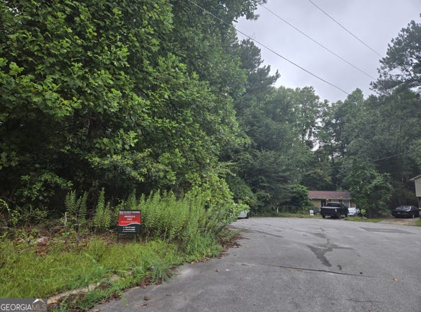 8043 Sparrow, Jonesboro, GA 30238