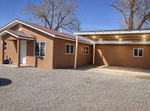 1609 Lundy Lane SW, Albuquerque, NM 87105